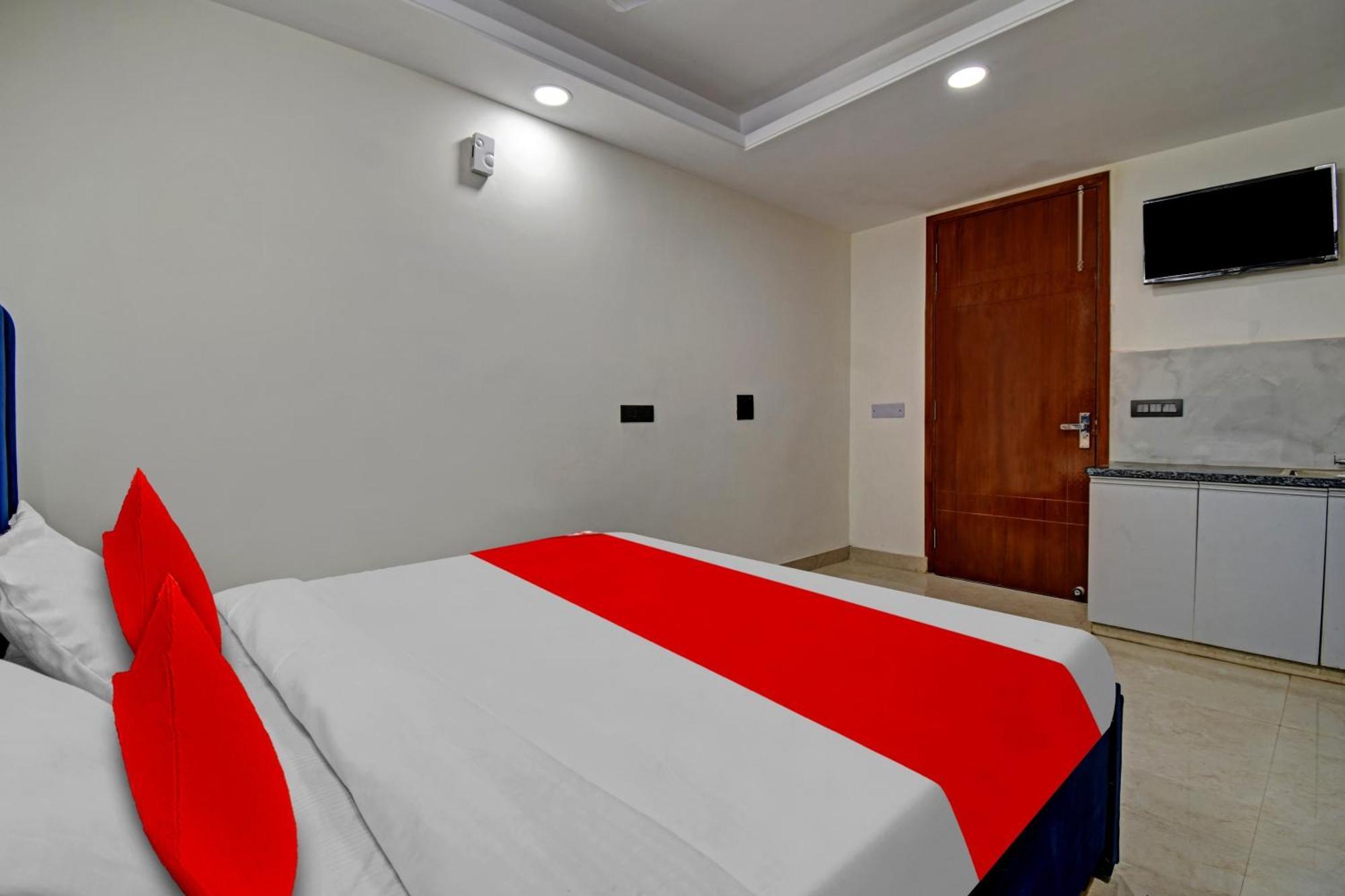 Hotel O Sai Kripa Stay New Delhi Buitenkant foto
